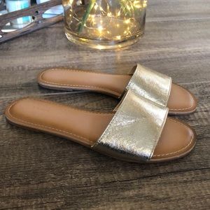NWOT Tan & metallic gold slide sandals